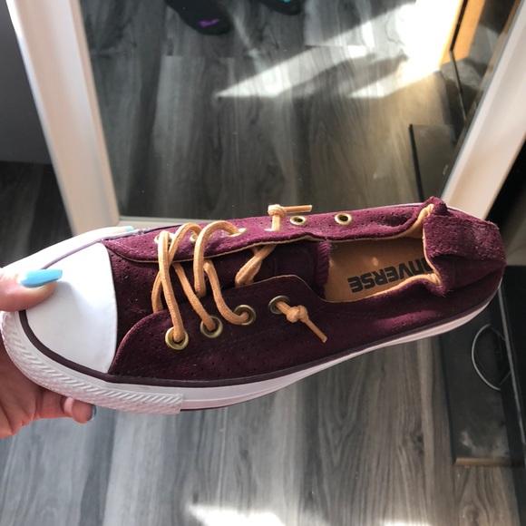 Converse - Picture 1 of 1